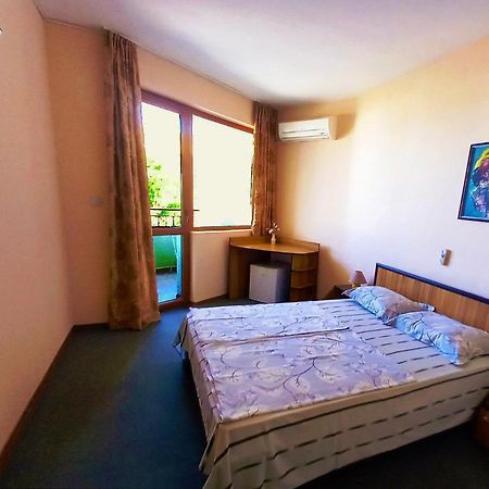 Family Hotel Amore Bjała Zewnętrze zdjęcie