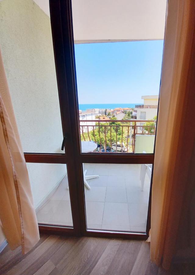Family Hotel Amore Bjała Zewnętrze zdjęcie