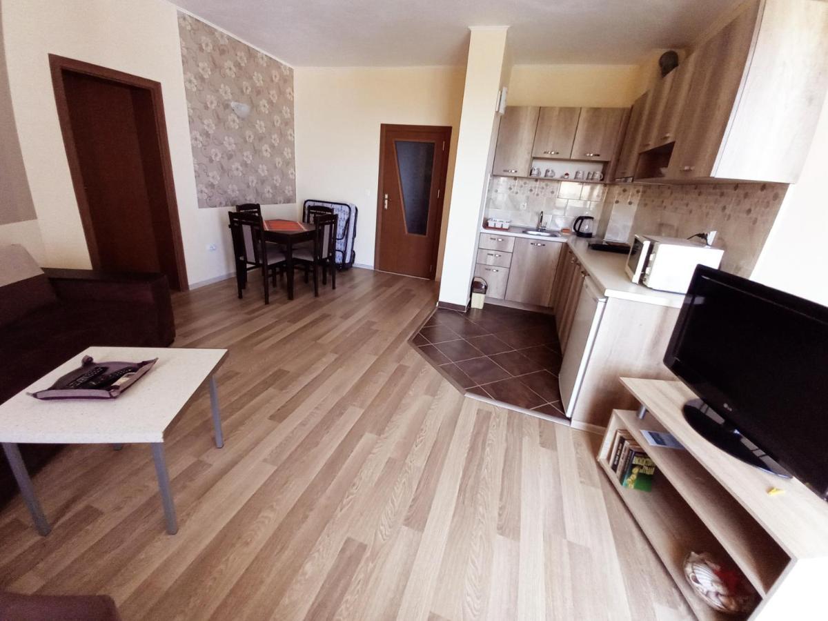 Family Hotel Amore Bjała Zewnętrze zdjęcie