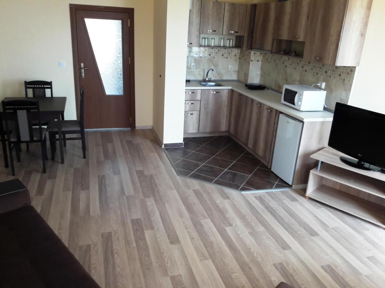 Family Hotel Amore Bjała Zewnętrze zdjęcie